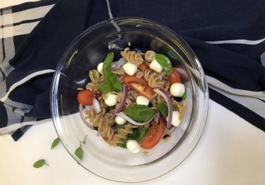 Proteinli Makarna Salatası 