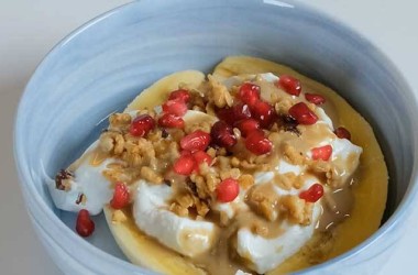 Yoğurtlu Granola Bowl