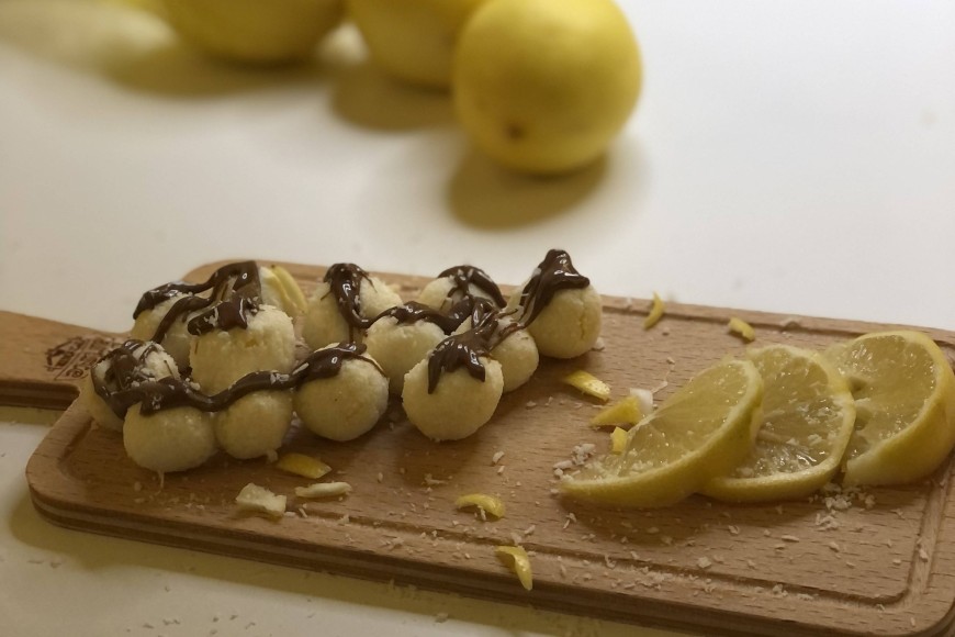 Cheesecake Balls
