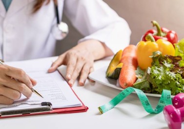 Diyetisyen ve Beslenme Uzmanı Arasındaki Fark 