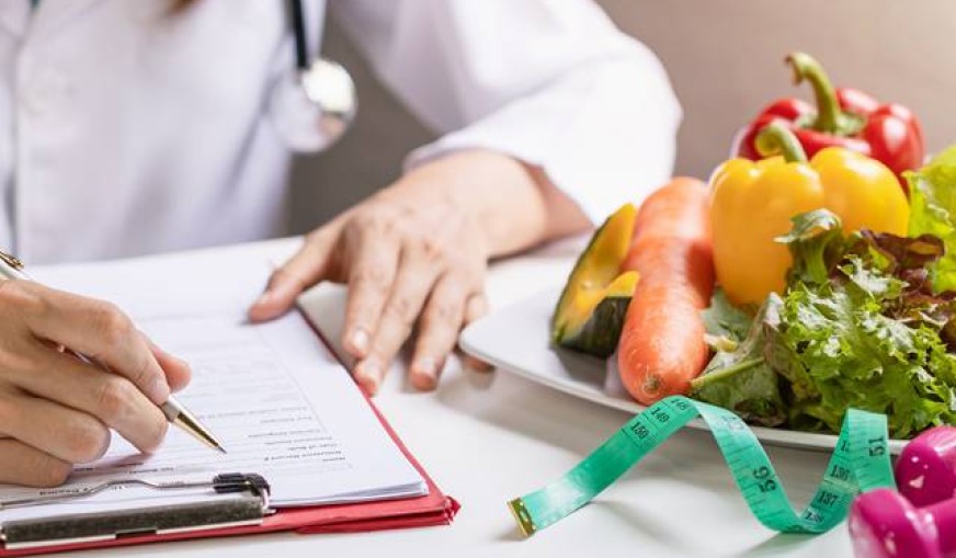 Diyetisyen ve Beslenme Uzmanı Arasındaki Fark 