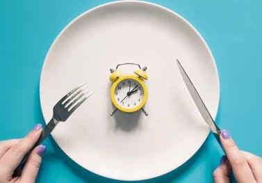 Intermittent Fasting (Aralıklı Oruç) Başlangıç Rehberi