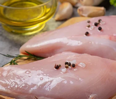 Tavuklarda Antibiyotik Kullanımı: Etleri Güvenli mi?