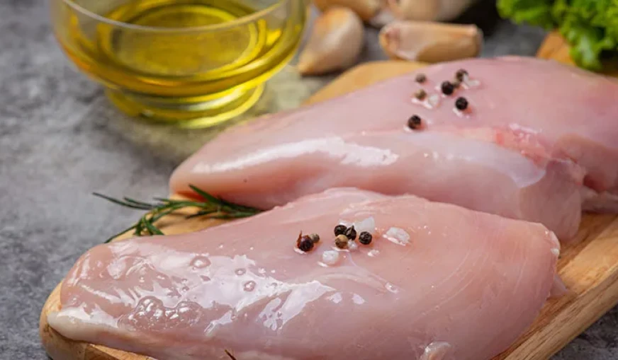 Tavuklarda Antibiyotik Kullanımı: Etleri Güvenli mi?