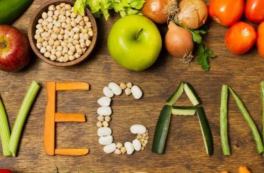 Vegan Beslenme Sağlıklı mı? Avantajları ve Riskleri
